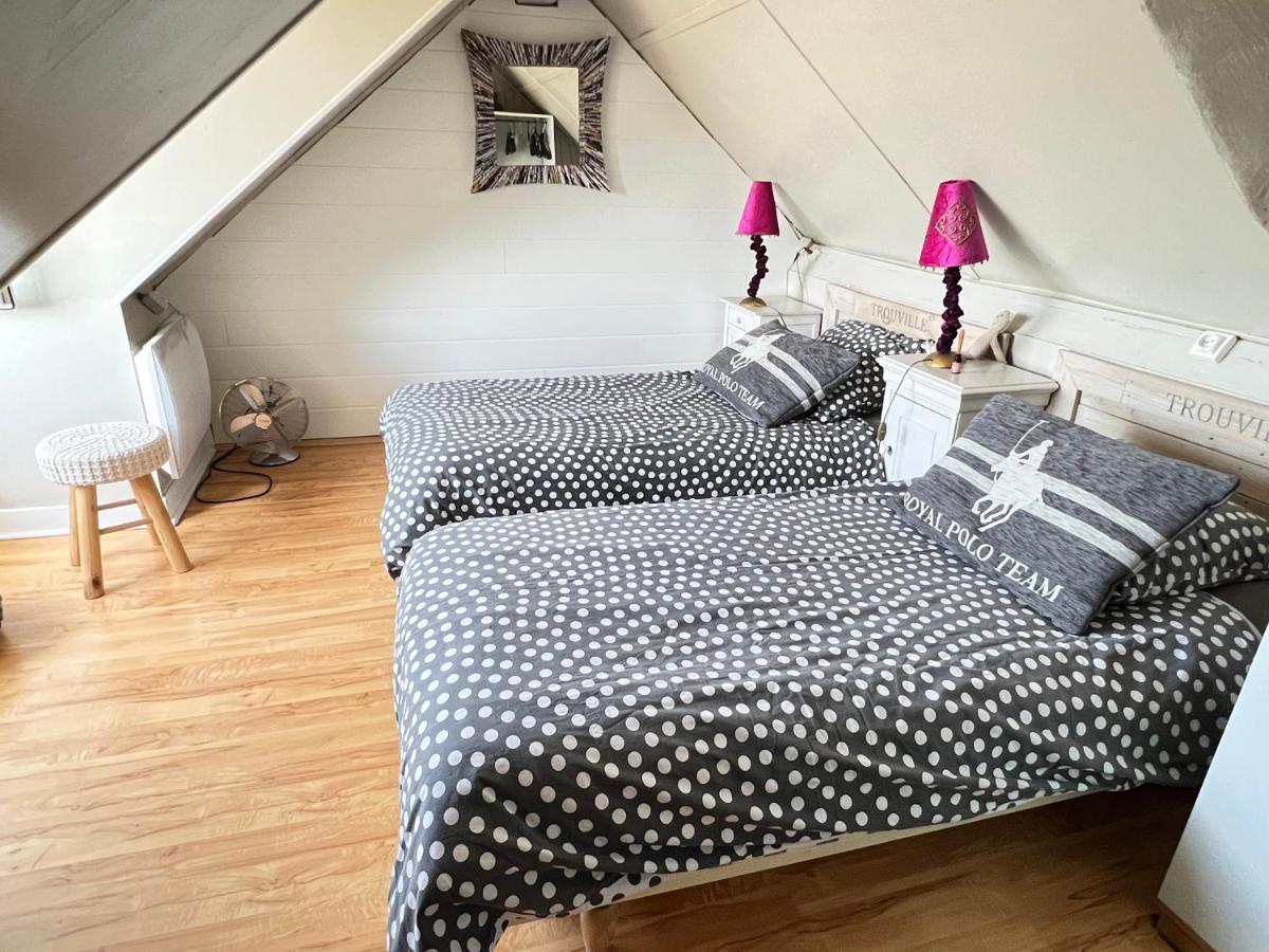 Location A Trouville Sur Mer Eksteriør billede